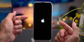 iPhone 15 Pro Max force restart Apple logo