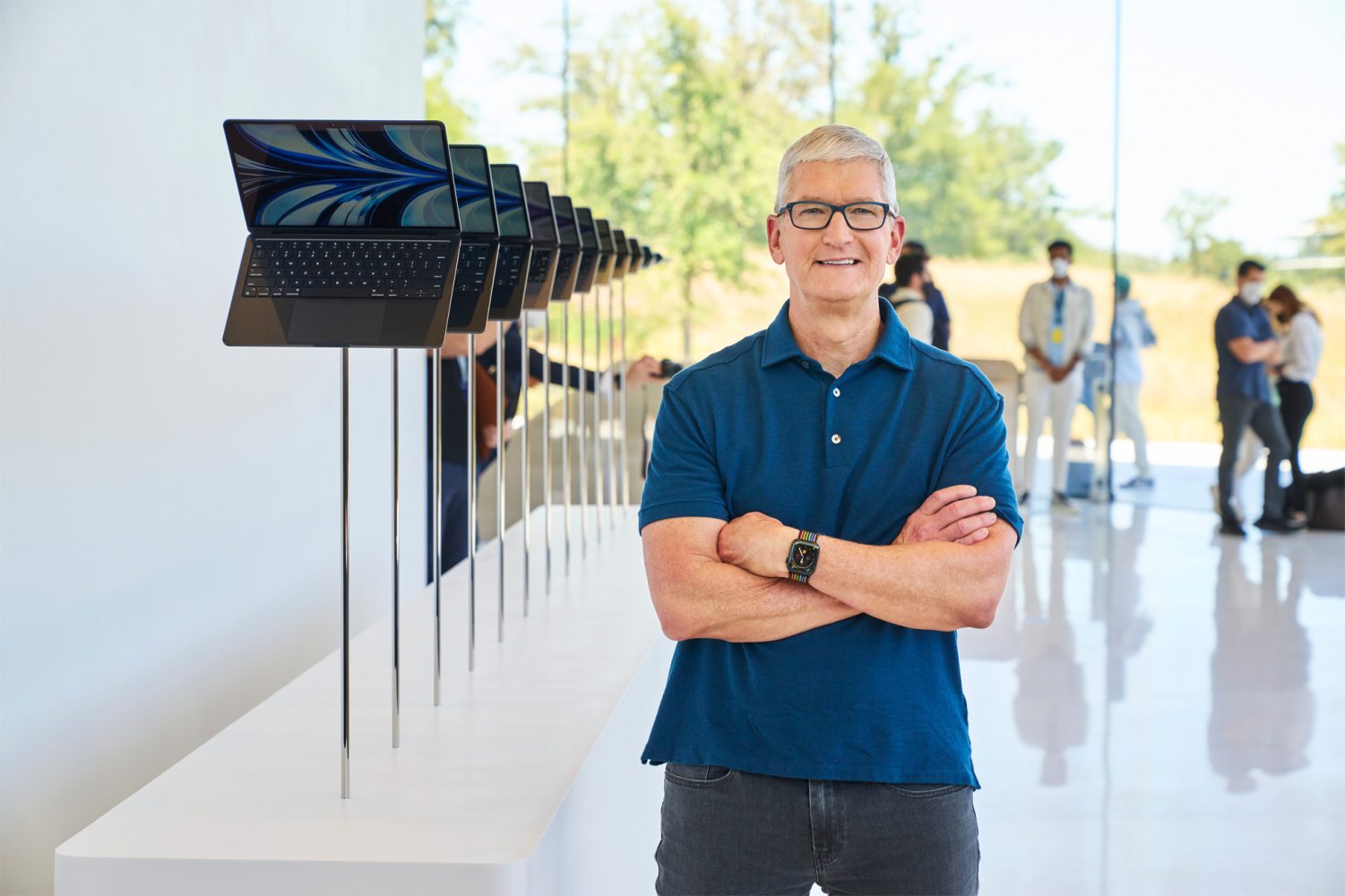 Tim Cook MacBook Air | Apple event